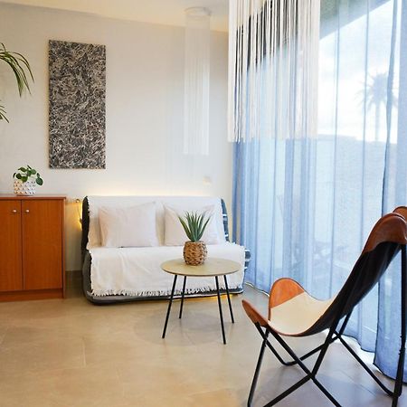 Costa Brava Acollidor Apartament Amb Gran Terrassa Per A 3 Persones Кастальйо-д'Ампуріас Екстер'єр фото